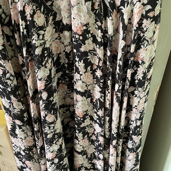 Mac Duggal Black and Pink Floral Maxi Dress - Picture 7 of 15